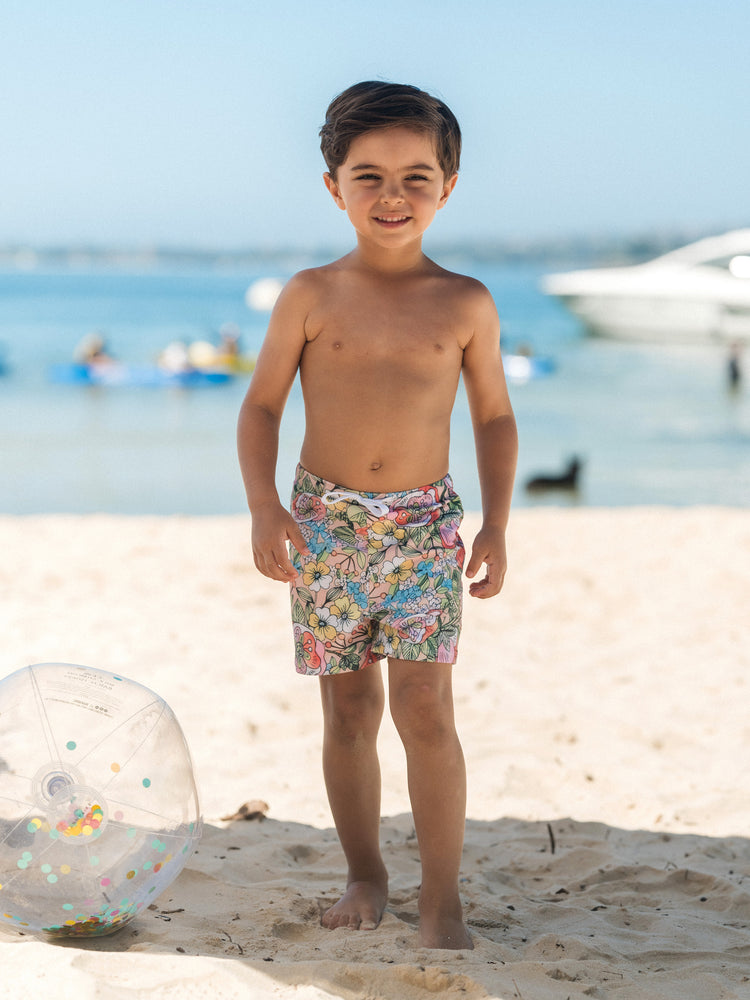 Matching Family Floral Swimwear Bikini Set for Mom & Daughter Floral Board Shorts for Dad & Son, Cute Beach Outfits for Vacation & Pool Days Multi-color