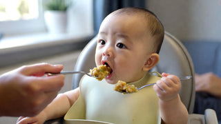 Starting Solids: Complete First Foods Guide (4-6 Months)