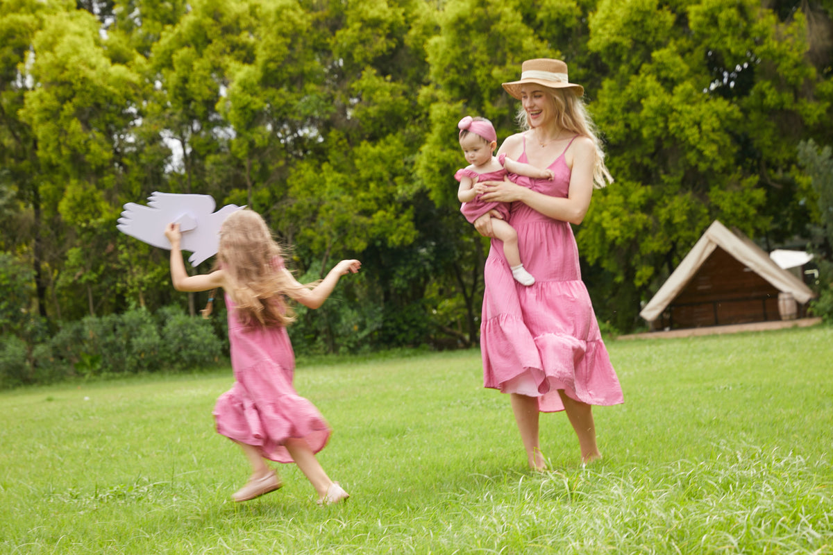Best Pink Spring Dresses for Girls and Adults for the New Season