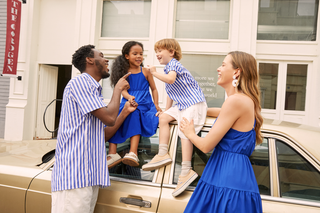 7 Vibrant Family Tie-Dye Looks to Try