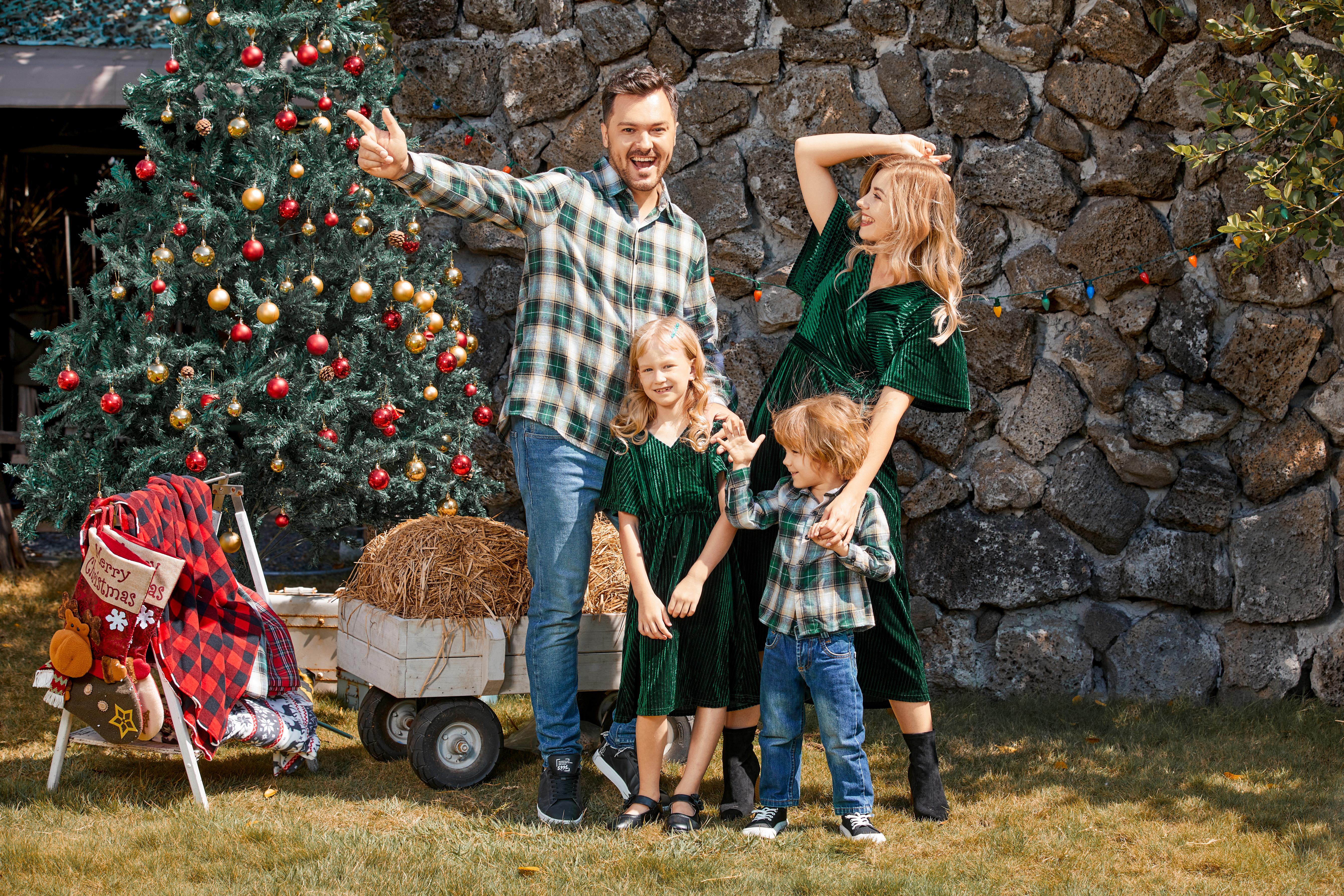 70 Christmas Costume Ideas for a Festive Holiday - PatPat 70 Christmas Costume Ideas for a Festive Holiday - PatPat
