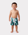 Bañador de una pieza o bañador corto para niño pequeño con estampado de plantas y volantes en verde