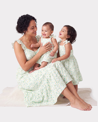 Mommy and Me Floral Dress with Flutter Sleeves Light Green Daisy Print Pale Green