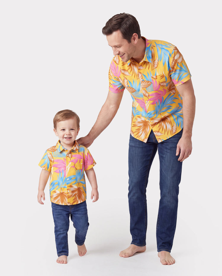 Daddy and Me Family Matching Yellow Set Tropical Leaf Print Short-sleeve Shirt or Strap Dress Yellow