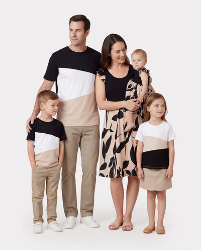 Conjuntos familiares de vestido con tirantes florales en la espalda cruzada y top con bloques de color negro