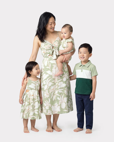 Mommy & me Outfits Tropical Floral Print Strap Dress or Short-sleeve Colorblock Shirts Set Pale Green