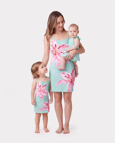 Mommy and Me Casual Flower Print Sleeveless Strappy Dresses  Light Green