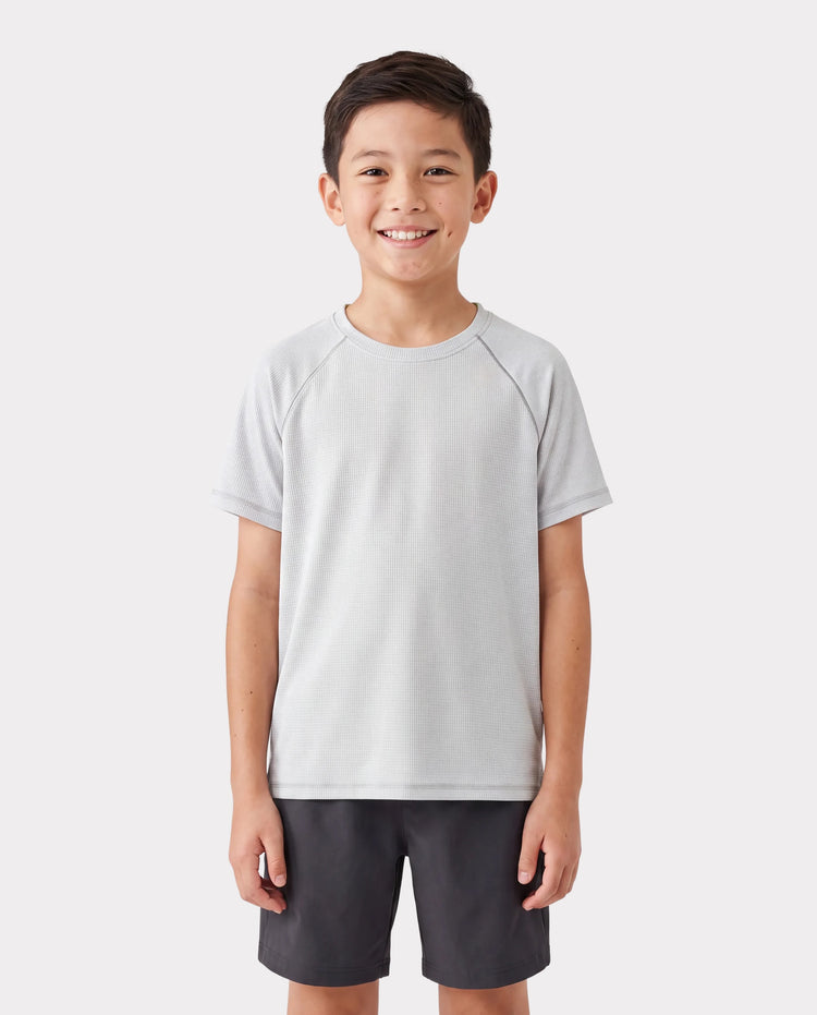 PatPat Lightflow Activewear Kid Boy Athletic Breathable Air-Grid Ultra Lightweight Short Sleeve T-Shirt Grey