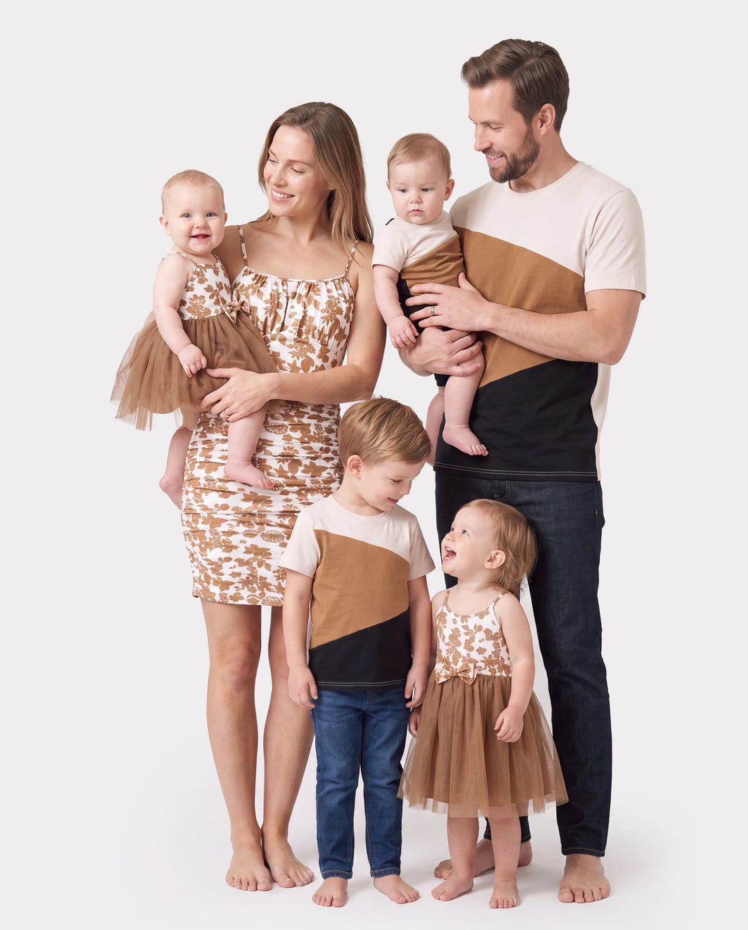 Family Matching Colorblock Cotton Tee or Flora Print Strap Body-con Dress or Mesh Splicing Dress Khaki