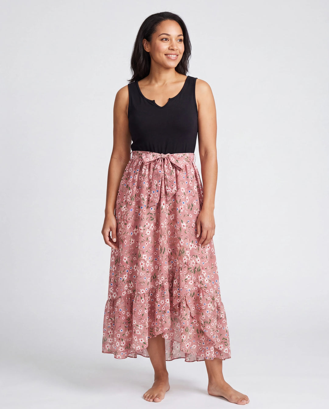 Conjunto de Camiseta de Algodón y Vestido para Mamá y Yo Camiseta Negra con Estampado Daddy / Mini para Papá y Niño, Vestido con Estampado Floral para Mamá, Niña y Bebé, Perfecto para Salidas Familiares de Verano Negro