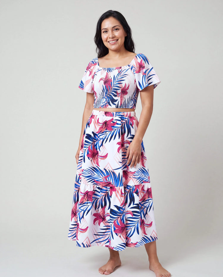Conjuntos tropicales florales para mamá y niña con camisa de manga corta o top smock de un hombro y falda con estampado de hojas rosas y azules para vacaciones, crucero, playa Blanco