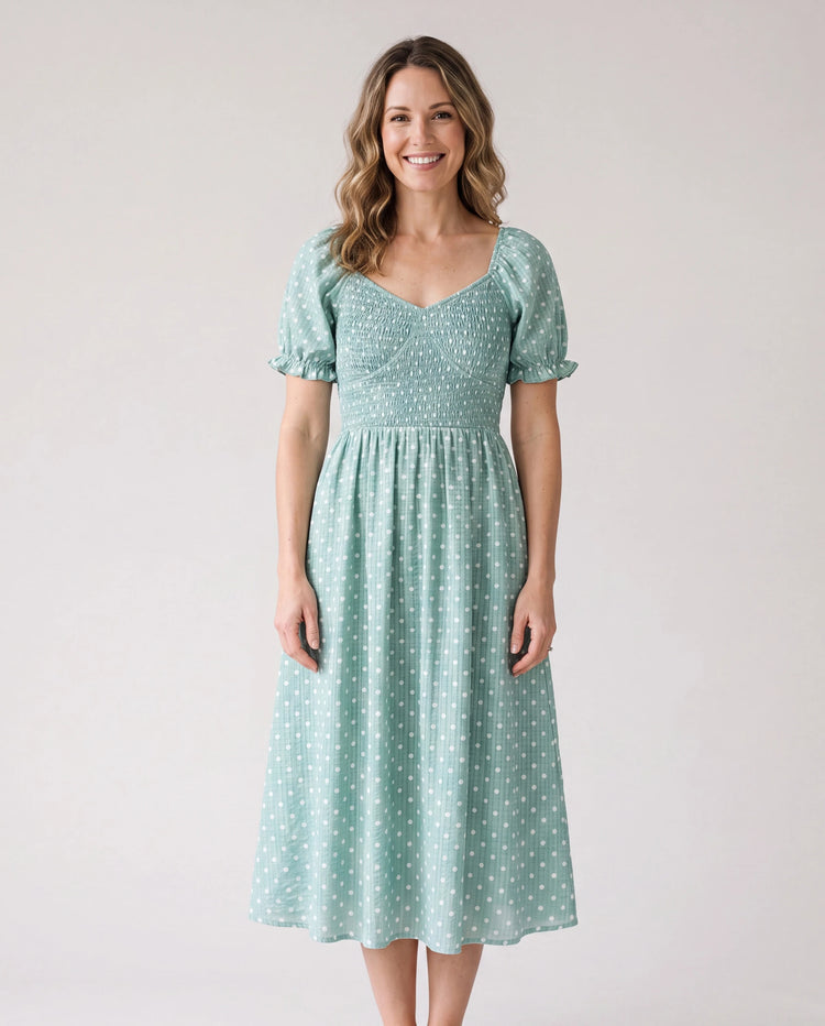 Mommy & me T-Shirt & Dress Set Polka Dot Puff-sleeve Dress for Mom, Daughter & Baby, Color Block Cotton Tee for Dad & Son, Perfect for Family Outings & Photos Light Green