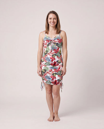 Family Matching Floral Print Outfits Tropical Print Spaghetti Strap Body-con Dress for Mom & Daughter, Color-Blocked T-Shirts for Dad & Son Perfect for Summer Vacations & Family Photos Red