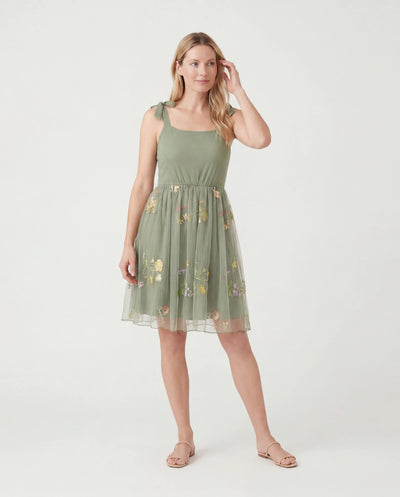 Conjunto familiar a juego Camisa de manga corta con cuello polo o vestido de malla con tirantes en V Verde