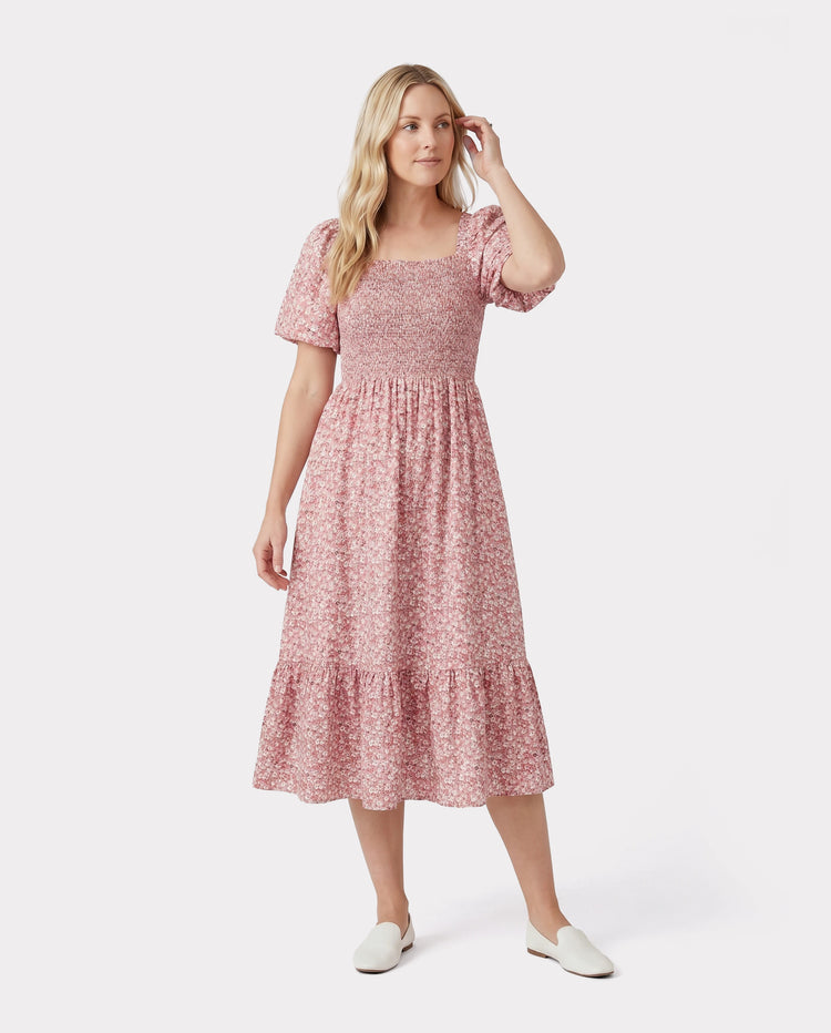 Ensemble familial assorti en coton bleu colorblock ou robe à manches bouffantes et smocks à imprimé floral
 Rose