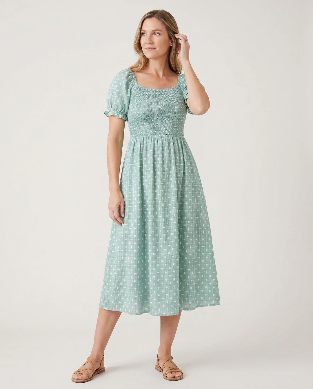 Family Matching T-Shirt & Dress Set Polka Dot Puff-sleeve Dress for Mom, Daughter & Baby, Color Block Cotton Tee for Dad & Son, Perfect for Family Outings & Photos Light Green