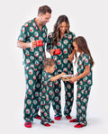 Conjunto de pijama familiar navideño a juego con estampado navideño de Papá Noel en turquesa