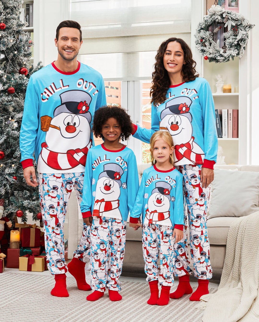 Frosty der Schneemann Weihnachtsmann Muster Schlafanzug-Sets mit Weihnachtssocken