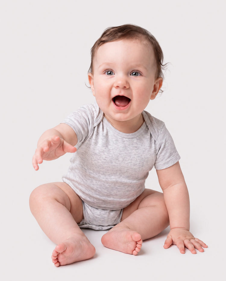 Mono informal de bambú para bebé niño/niña gris
