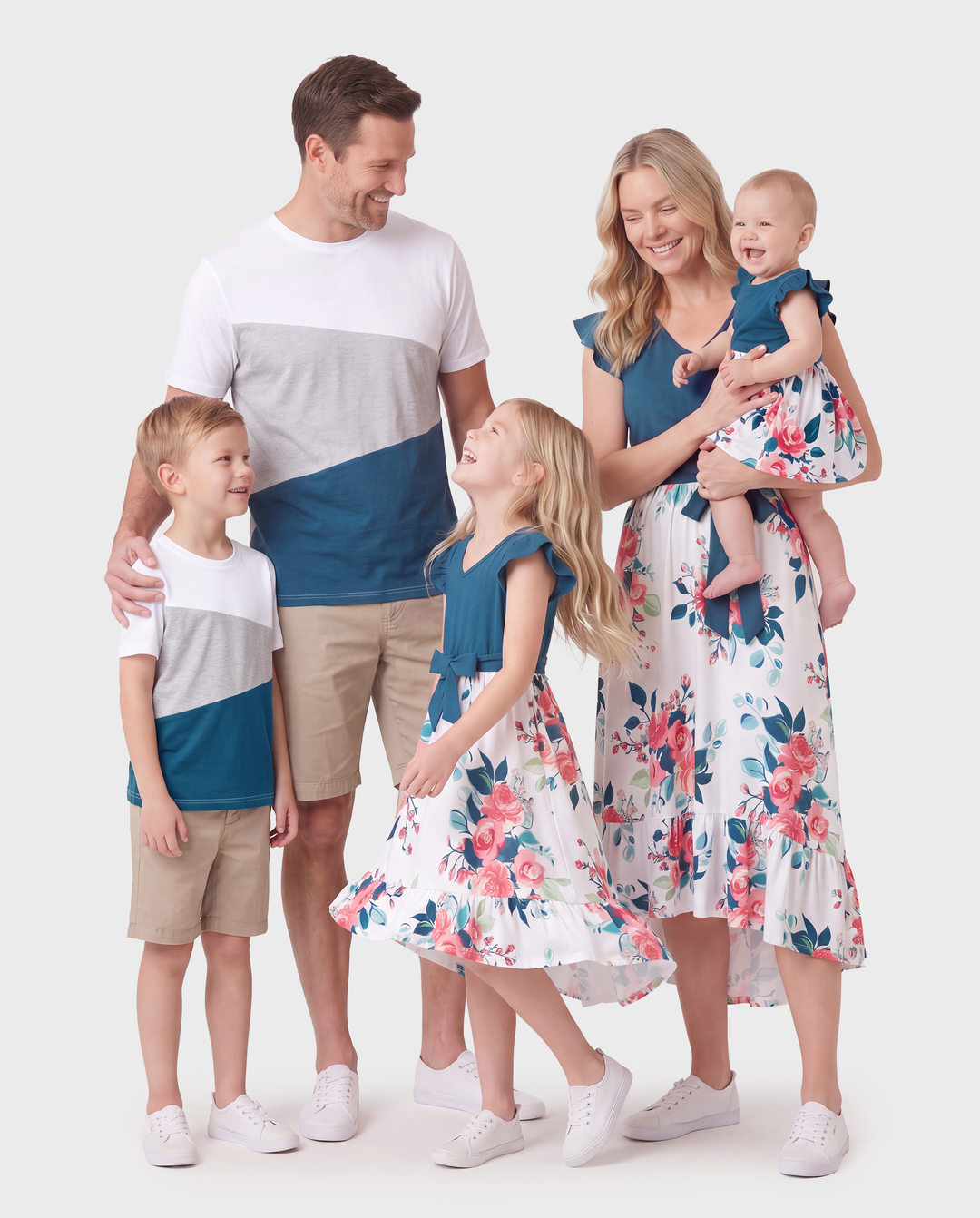 Family Matching Solid V Neck Flutter-sleeve Splicing Floral Print Dresses and Short-sleeve Colorblock T-shirts Sets Azure-