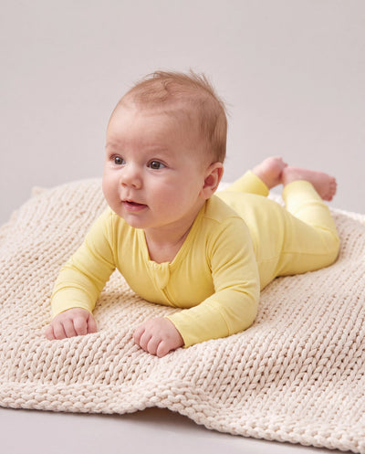Pyjama en bambou pour bébé/fille avec imprimé enfantin (ajusté) jaune