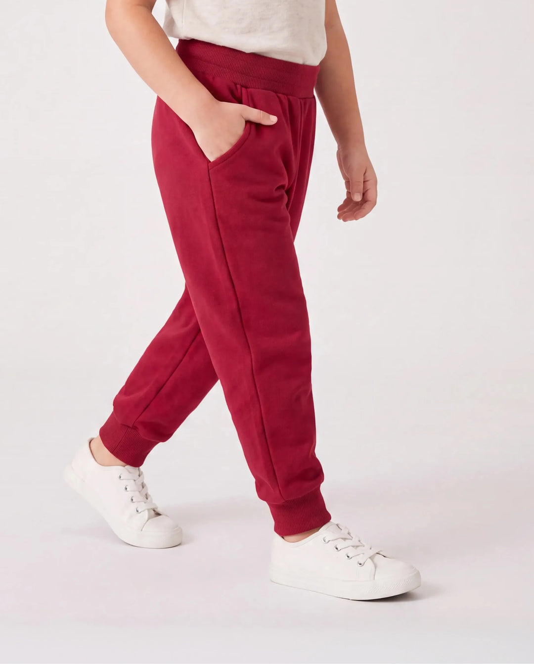 Pantalones casuales con bolsillos sólidos para bebé/niño pequeño, color rojo
