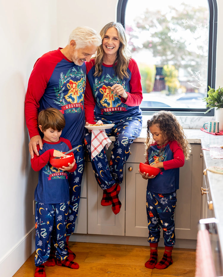 Harry Potter Christmas Family Matching Hogwarts Print Pajamas Sets with Christmas Socks