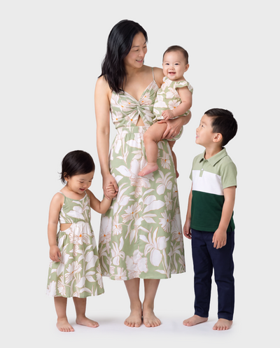 Mommy & me Outfits Tropical Floral Print Strap Dress or Short-sleeve Colorblock Shirts Set Pale Green
