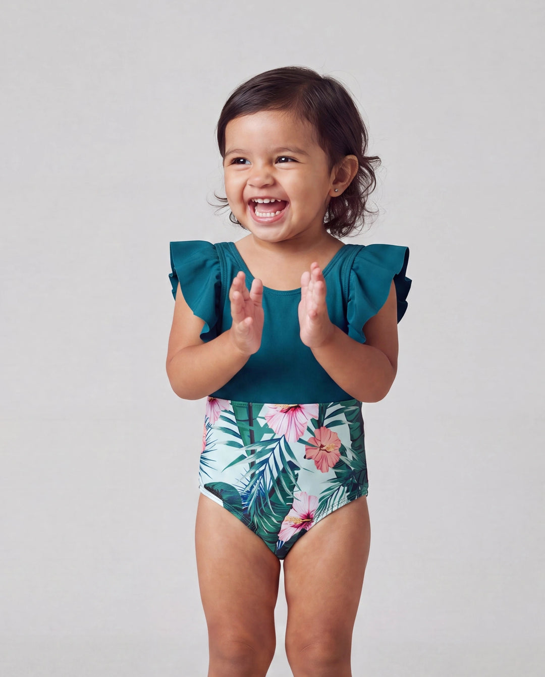 Traje de Baño o Bañador de Una Pieza para Niña Pequeña con Estampado de Plantas y Volantes Verde
