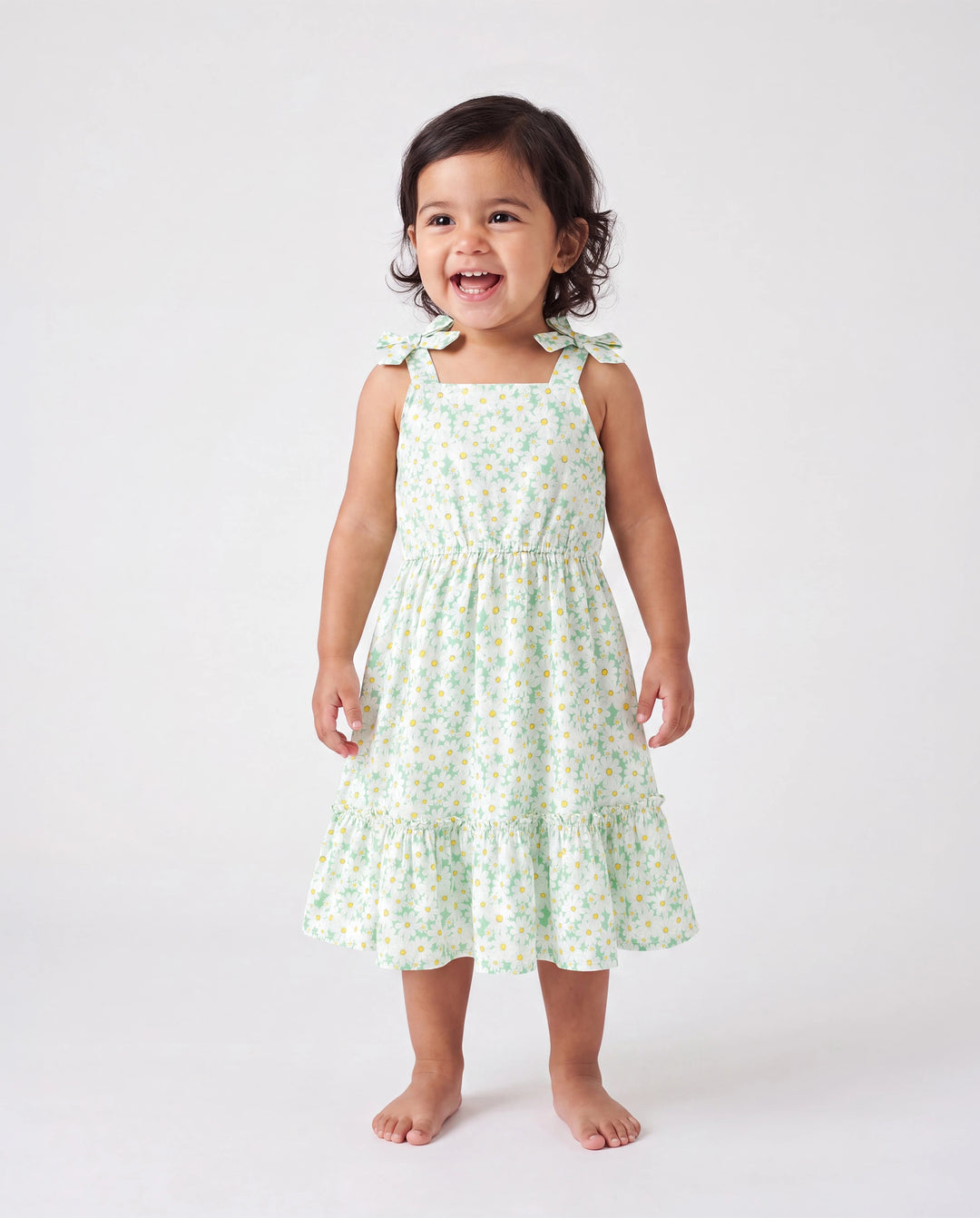 Mommy and Me Floral Dress with Flutter Sleeves Light Green Daisy Print Pale Green