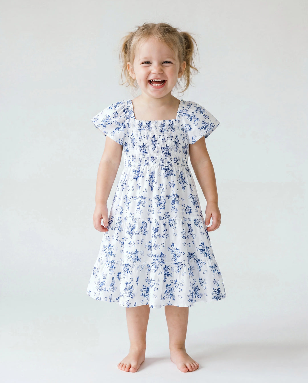 Conjunto de Papá y Hija: Traje casual con fruncido floral AZULBLANCO