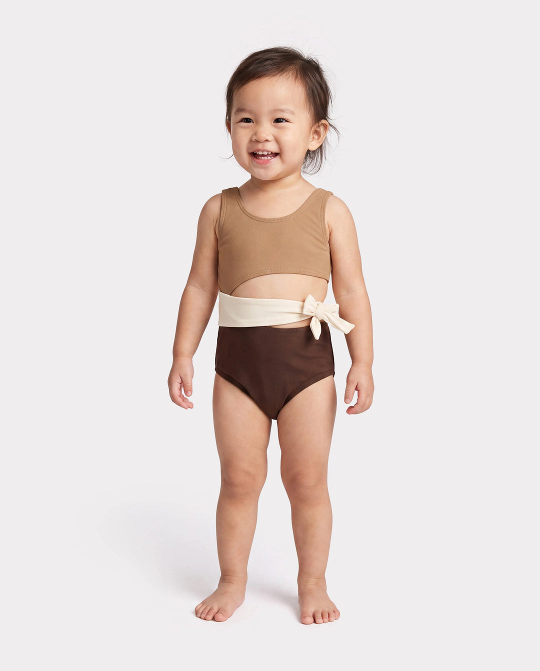 Trajes de baño familiares a juego bicolor, bikini de un solo hombro con recorte para mamá y yo, bañadores bicolor para papá e hijo, ropa de playa para vacaciones de verano Café