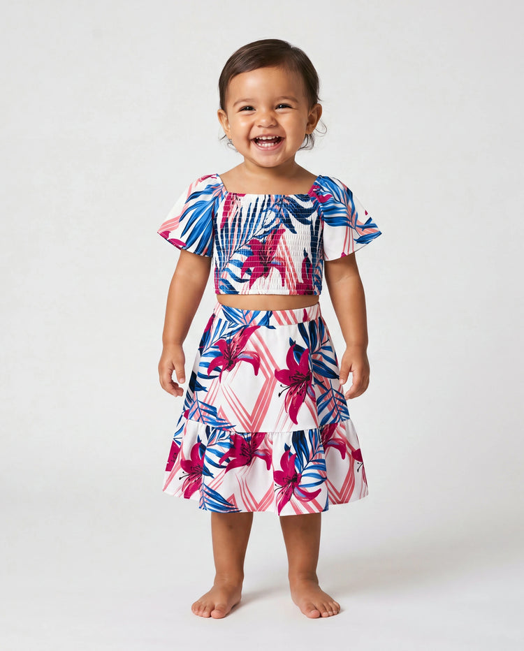 Conjuntos tropicales florales para mamá y niña con camisa de manga corta o top smock de un hombro y falda con estampado de hojas rosas y azules para vacaciones, crucero, playa Blanco