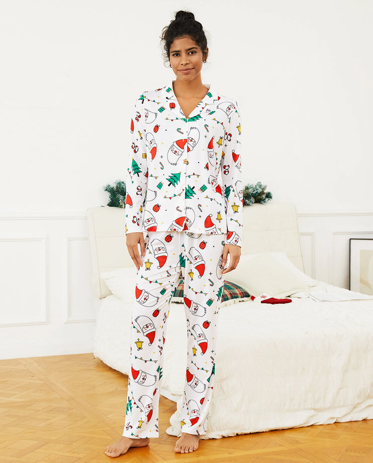 Conjunto de pijama de manga larga con estampado navideño familiar, colorido y festivo, con calcetines navideños blancos