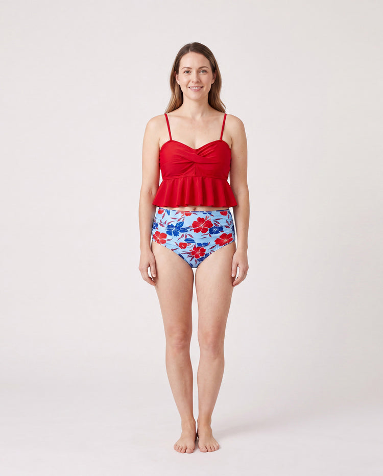 Familien-Matching-Badebekleidung mit Blumenprint – Bikini- und Badehosen-Set für Mama, Papa und Kinder, perfekt für Sommertage am Strand und Poolpartys in Rot.
