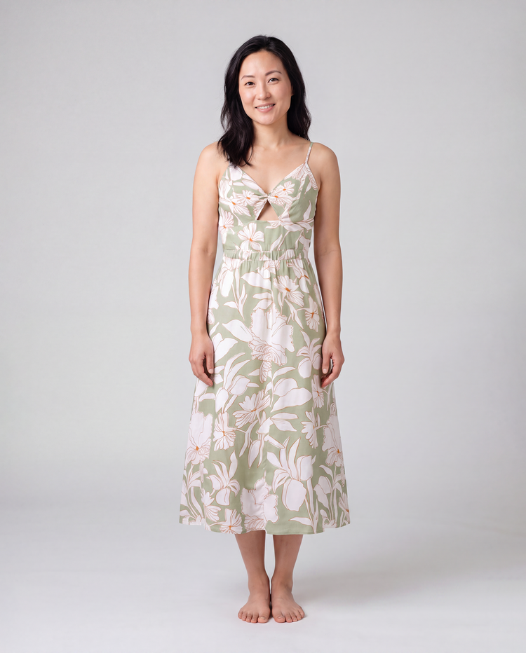 Matching Family Outfits Tropical Floral Print Strap Dress or Short-sleeve Colorblock Shirts Set Pale Green