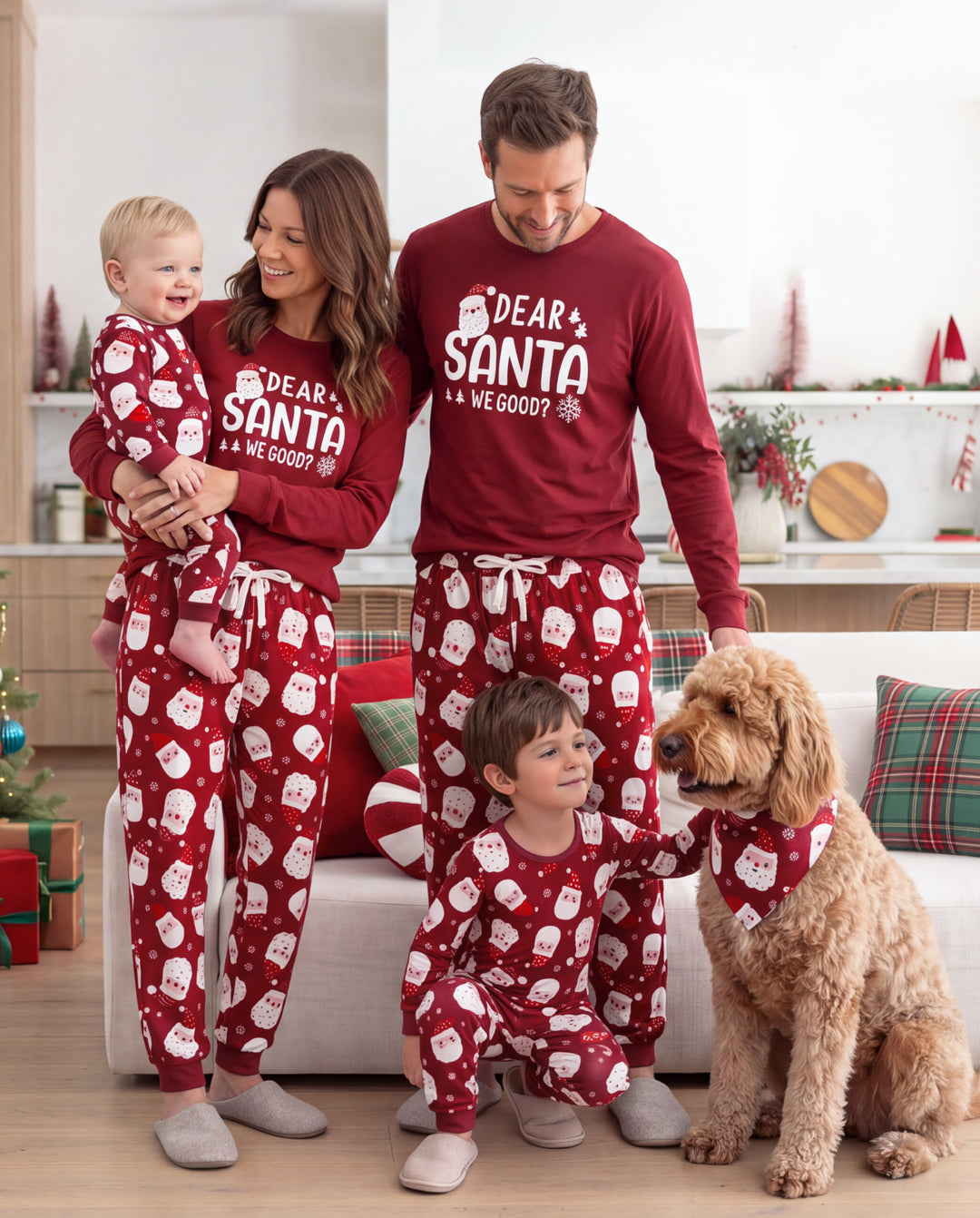 Rote Weihnachts-Schlafanzüge im Partnerlook für die ganze Familie mit „Lieber Weihnachtsmann“-Aufdruck