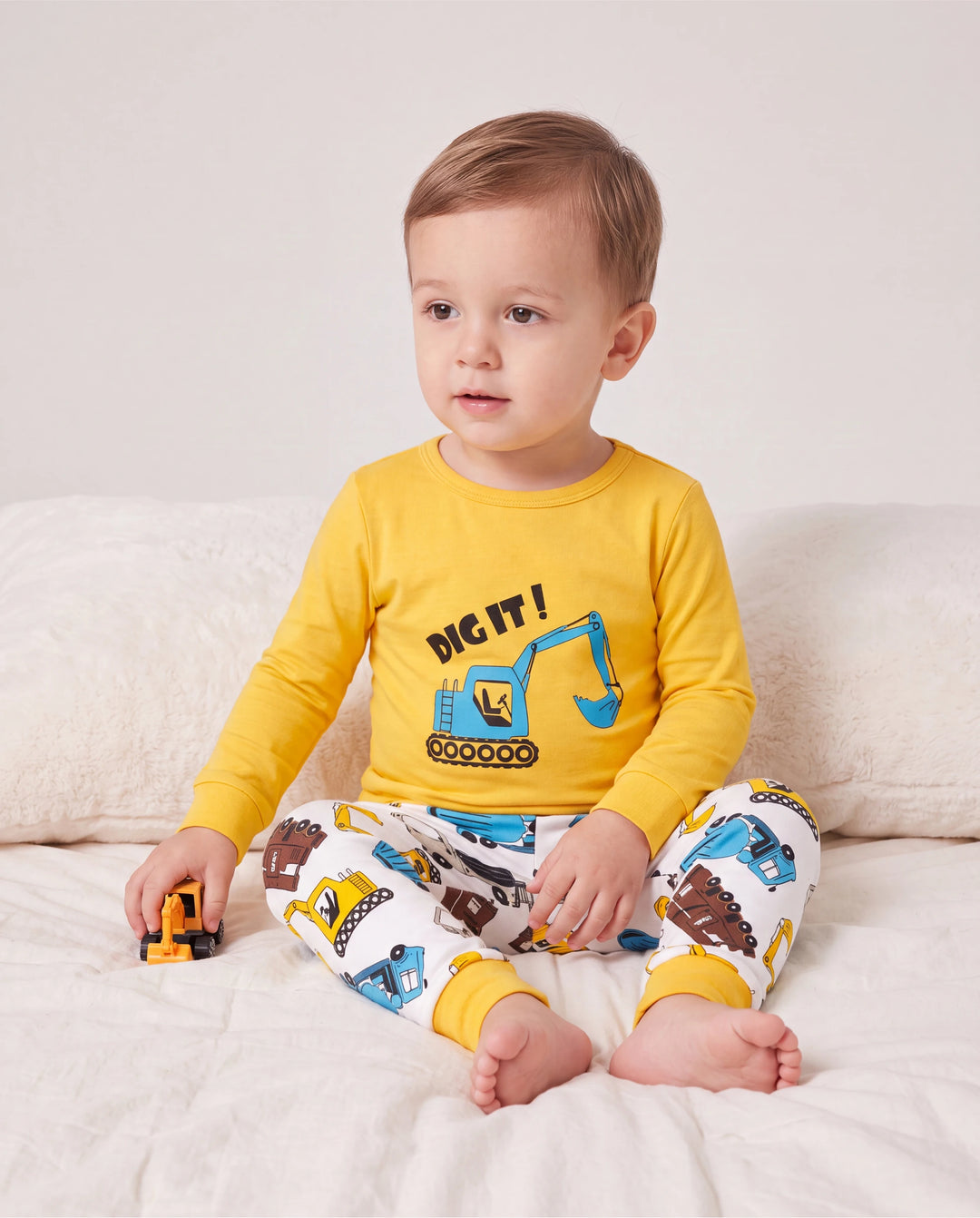 Kleinkind / Kinder 4-teiliger Pyjama aus Bio-Baumwolle 4-in-1 PJ Snug Fit Pjs für Mädchen / Jungen gelb