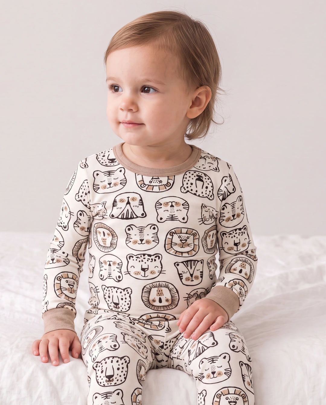 Weihnachten / Halloween Pyjama 2-teiliges Bambus-Pyjama-Set mit kindlichem Druck für Baby / Kleinkind (eng anliegend) khaki