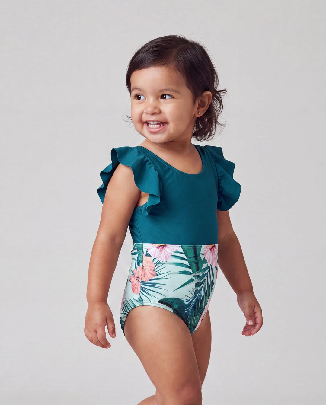 Traje de Baño o Bañador de Una Pieza para Niña Pequeña con Estampado de Plantas y Volantes Verde
