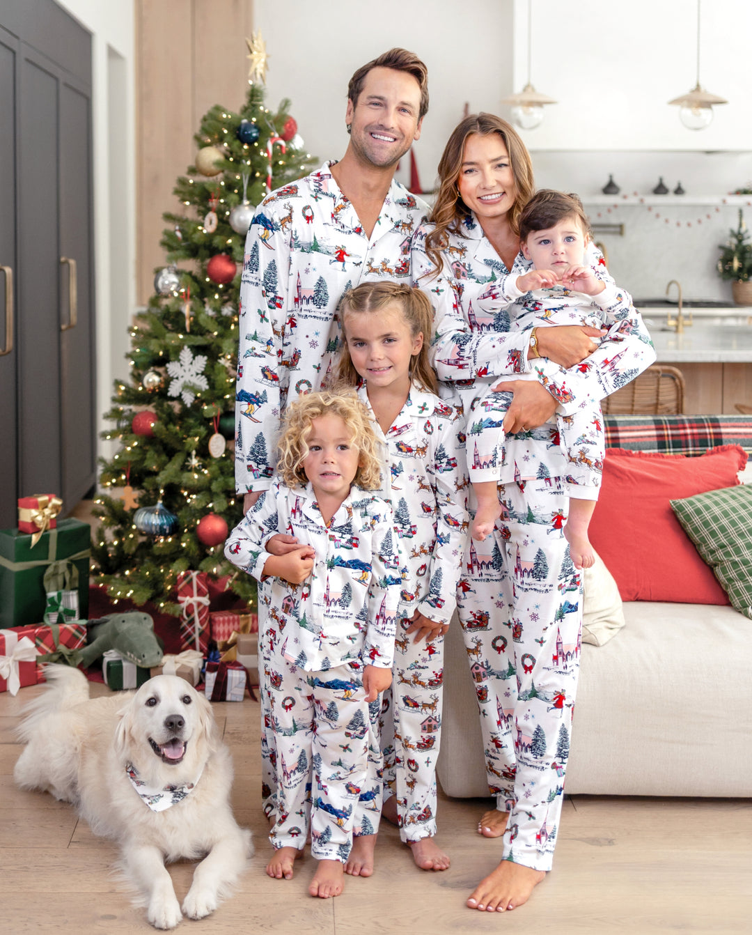 Pyjamas de Noël assortis pour la famille, imprimé village de Noël, blanc