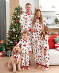 Pijamas navideños a juego para toda la familia con estampado de renos y árboles de Navidad, forro polar