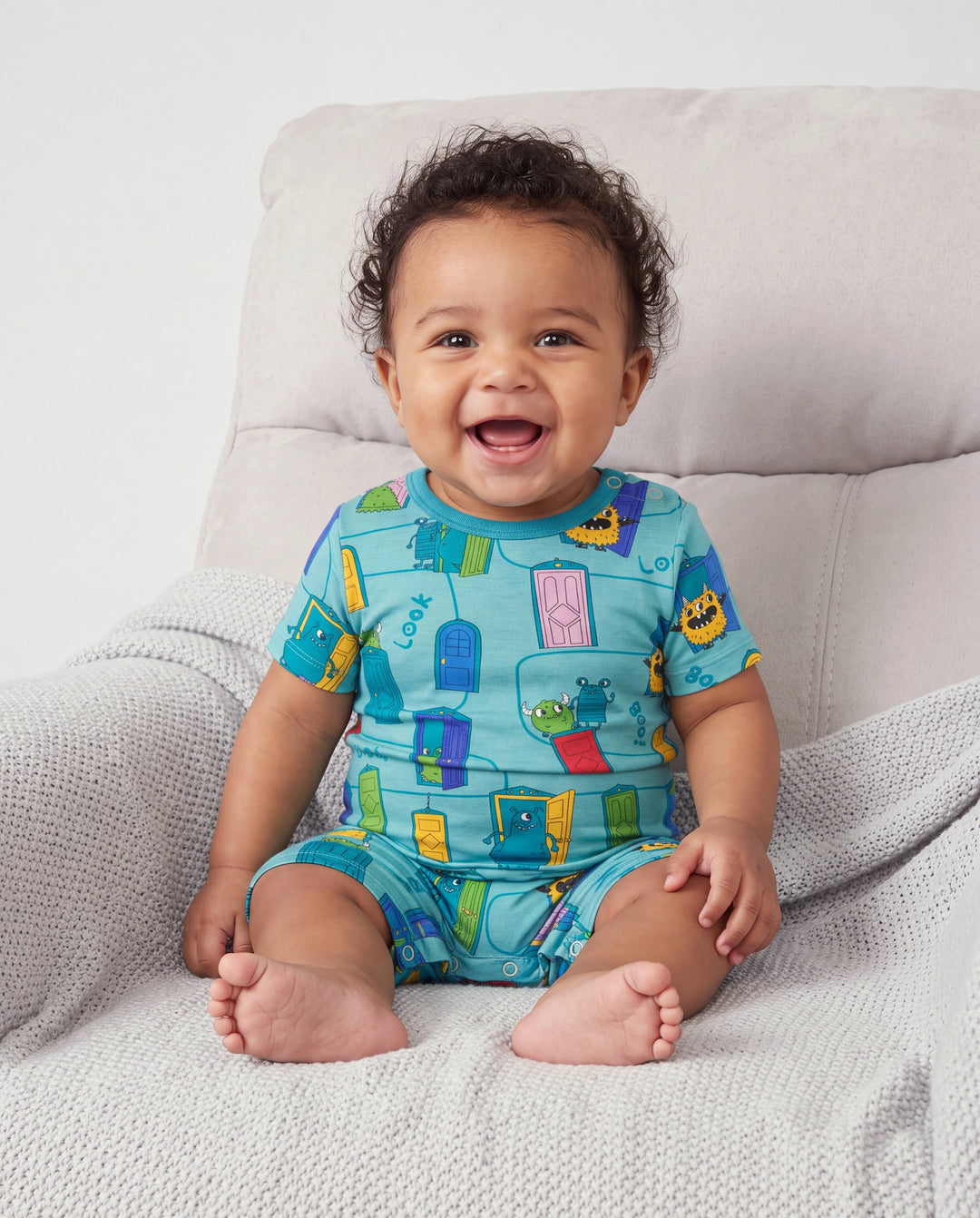 Mommy & me Bamboo Family Pajamas Cartoon Print Short-sleeve Matching Pajama set ( Snug-Fitting for Children ) Green