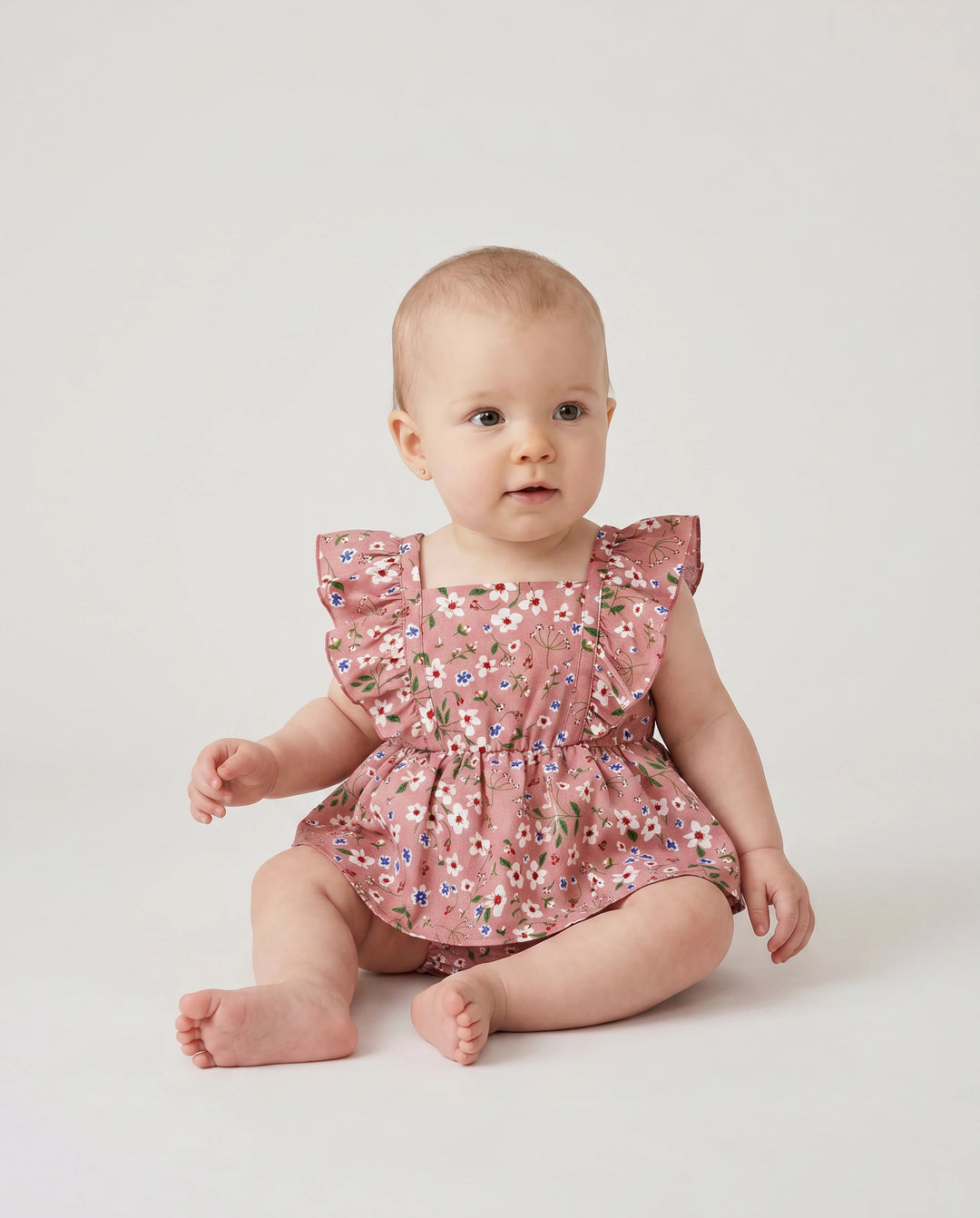 Funny Family Matching Cotton T-Shirt & Dress Set Daddy / Mini Print Black Tee for Dad and boy, Floral Print splicing Dress for Mom, girl and Baby, Perfect for Summer Family Outings Black