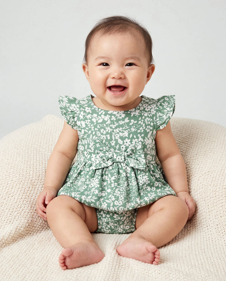 Conjuntos Elegantes de Mamá y Yo con Estampado de Flores Roto para Familia, Diseño con Fruncido, Grosor Medio Verde