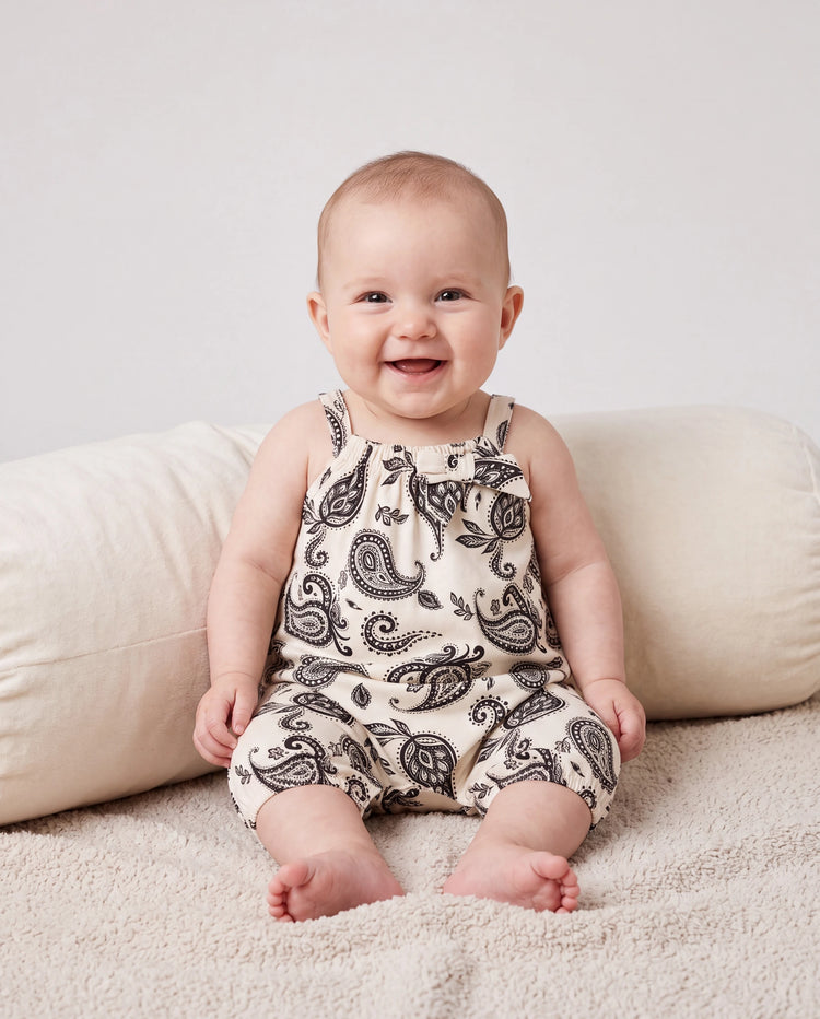 Conjuntos Familiares a Juego con Estampado Paisley Vestido sin Mangas con Tirantes Finos y Camiseta de Algodón para Mamá, Papá y Niños Perfecto para Salidas Familiares y Fotos
 Negro