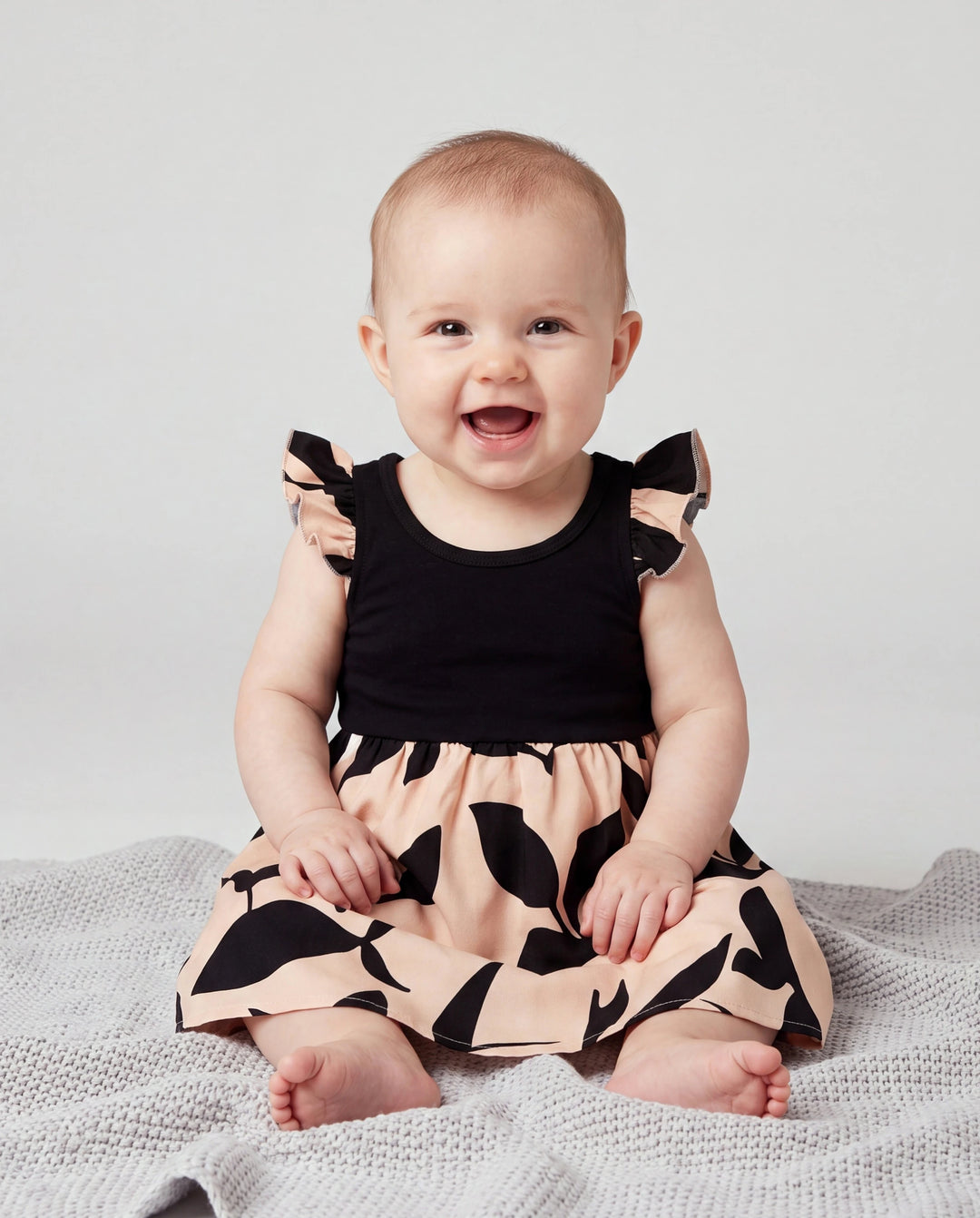 Mommy & me Cross Back Floral Strap Dress and Colorblock Top Sets Black