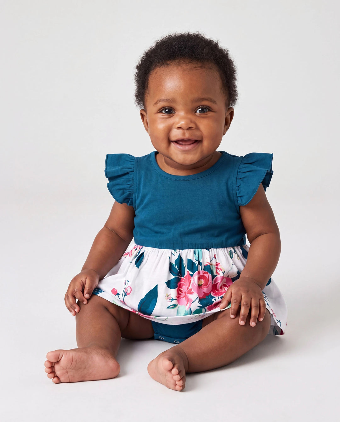 Vestidos con escote en V sólido y mangas de volantes combinados con estampado floral y conjuntos de camisetas de manga corta a bloques de color para papá e hija Azul celeste
