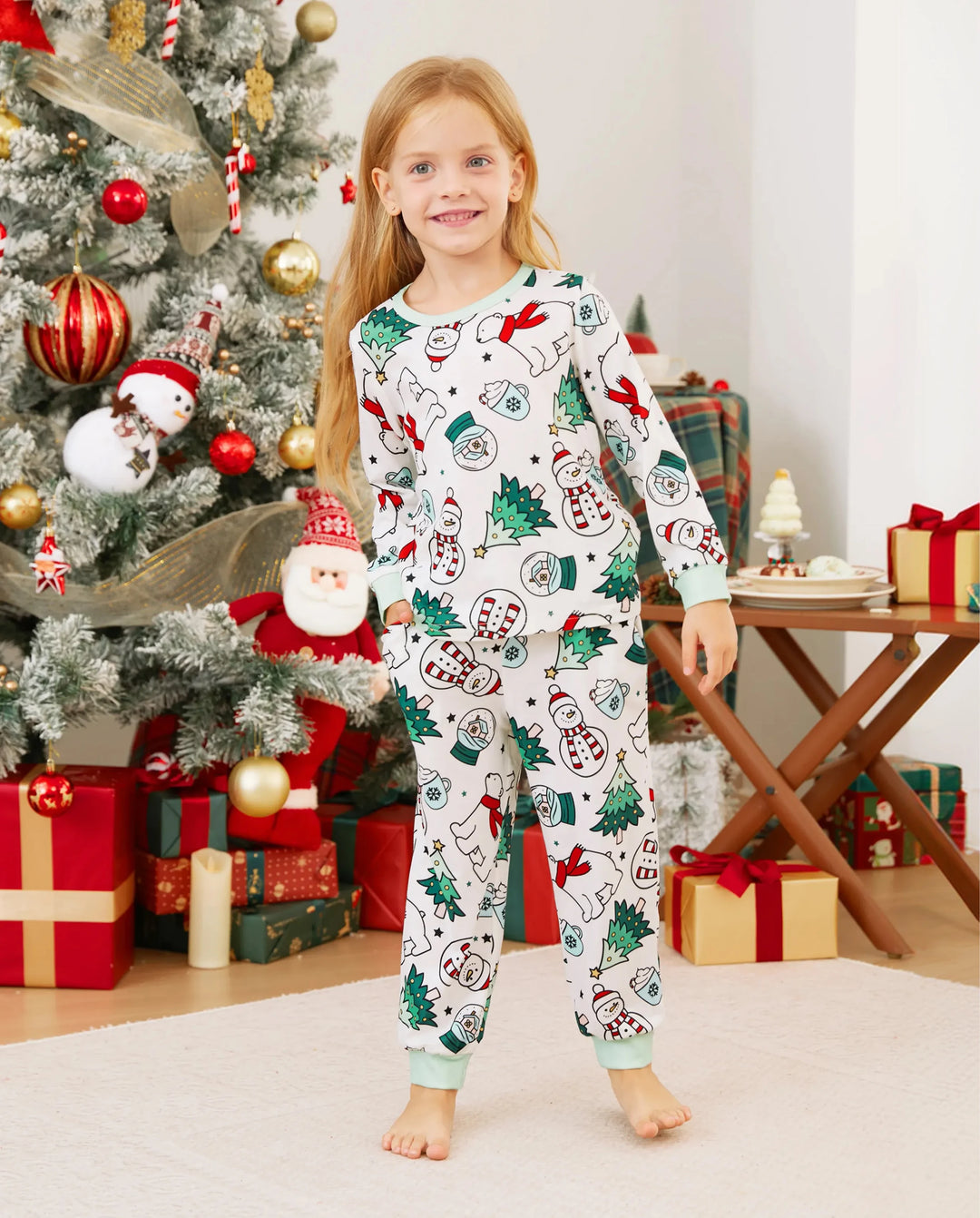 Pijama familiar navideño de manga larga con estampado de camisetas verdes alegres y pantalones con calcetines navideños (mediano, verde primavera)