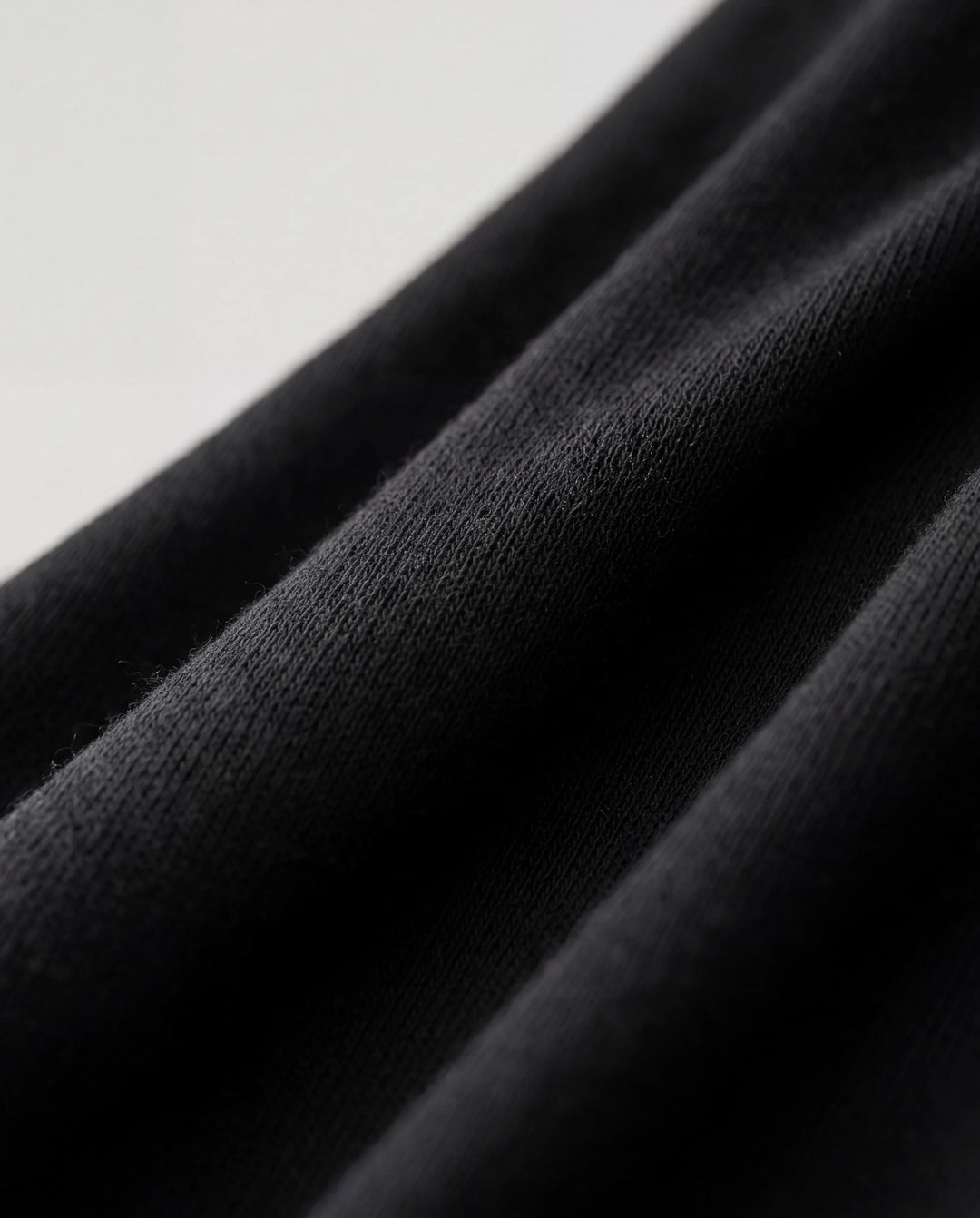Pantalon de jogging doublé polaire pour enfants, avec imprimé réfléchissant et poches. Pantalon de survêtement chaud, respirant et évacuant l'humidité, pour garçons et filles, noir profond.